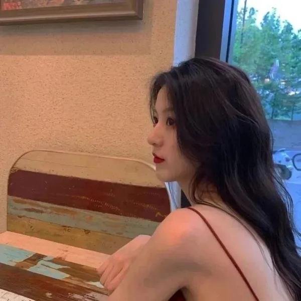 超级食人鱼